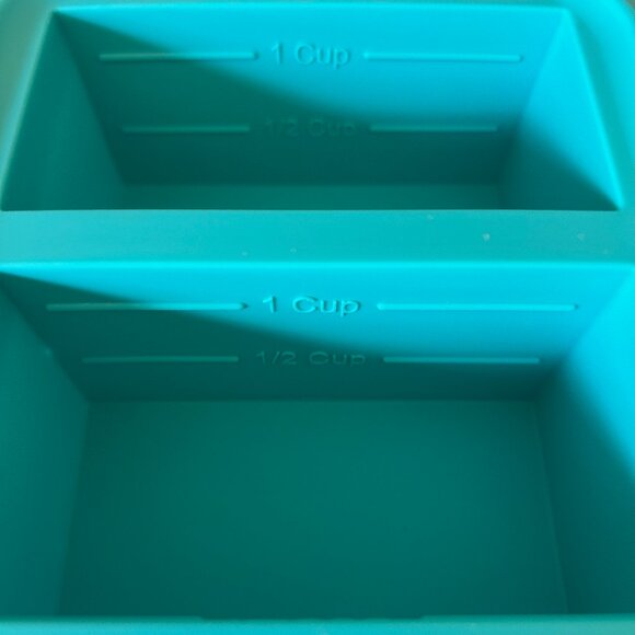 Souper Cubes Silicone Freezer Molds 1-cup and 2-Tablespoon - Picture 4 of 5